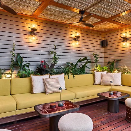 Hotel Espana Ocean Drive - Newly Renovated-3